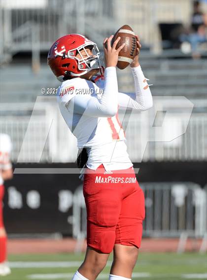 Thumbnail 3 in Orange Lutheran @ JSerra Catholic photogallery.