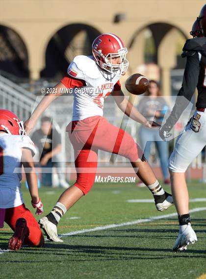 Thumbnail 3 in Orange Lutheran @ JSerra Catholic photogallery.