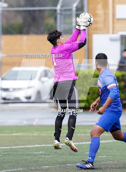 Thumbnail 1 in University vs. San Pedro (CIF LACS D4 Final) photogallery.