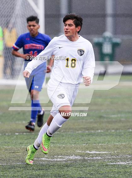 Thumbnail 2 in University vs. San Pedro (CIF LACS D4 Final) photogallery.