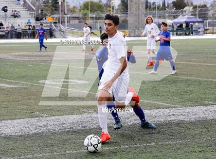 Thumbnail 3 in University vs. San Pedro (CIF LACS D4 Final) photogallery.
