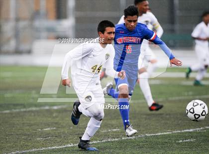 Thumbnail 2 in University vs. San Pedro (CIF LACS D4 Final) photogallery.