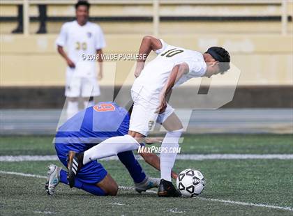 Thumbnail 3 in University vs. San Pedro (CIF LACS D4 Final) photogallery.