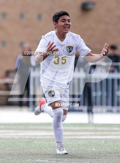 Thumbnail 1 in University vs. San Pedro (CIF LACS D4 Final) photogallery.