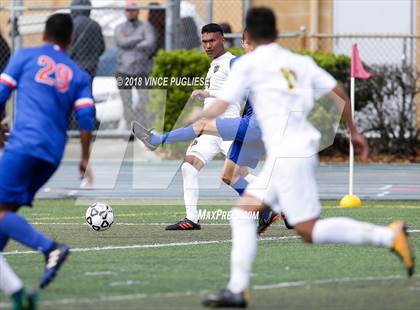 Thumbnail 2 in University vs. San Pedro (CIF LACS D4 Final) photogallery.