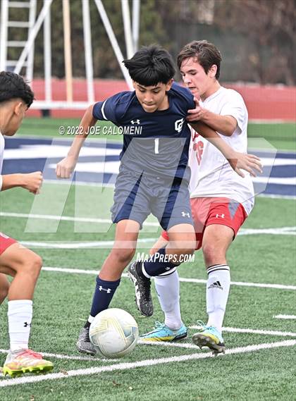 Thumbnail 1 in Lee @ Central Catholic photogallery.
