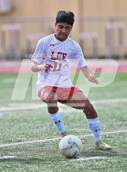 Thumbnail 3 in Lee @ Central Catholic photogallery.