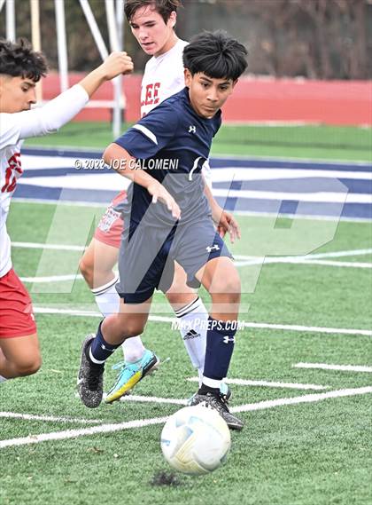 Thumbnail 2 in Lee @ Central Catholic photogallery.