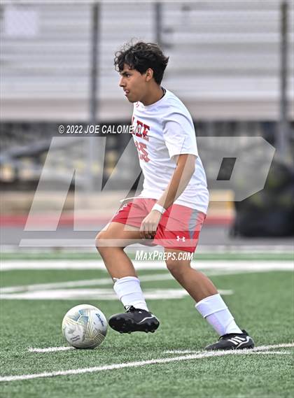 Thumbnail 3 in Lee @ Central Catholic photogallery.
