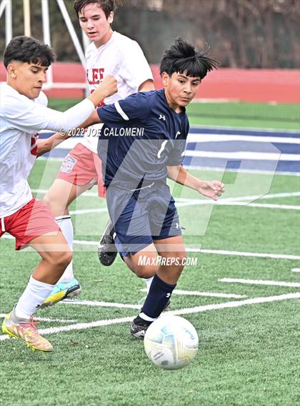 Thumbnail 1 in Lee @ Central Catholic photogallery.