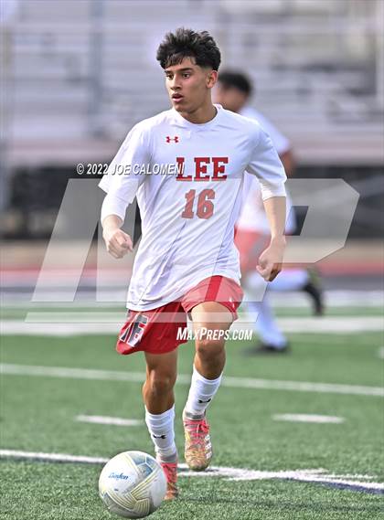 Thumbnail 3 in Lee @ Central Catholic photogallery.