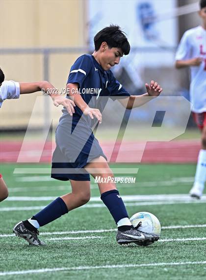 Thumbnail 2 in Lee @ Central Catholic photogallery.