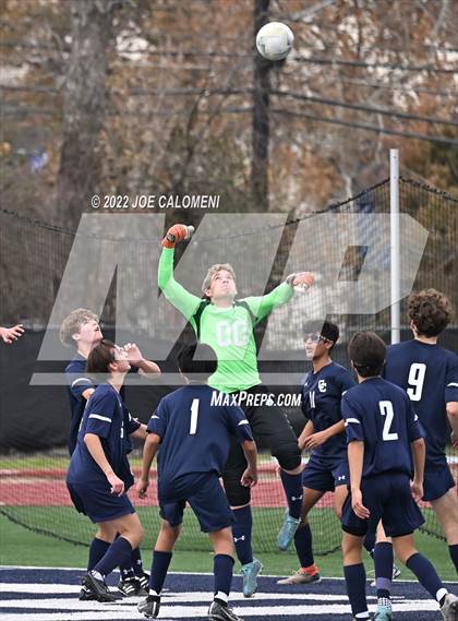 Thumbnail 3 in Lee @ Central Catholic photogallery.