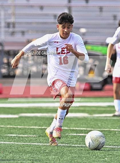 Thumbnail 1 in Lee @ Central Catholic photogallery.