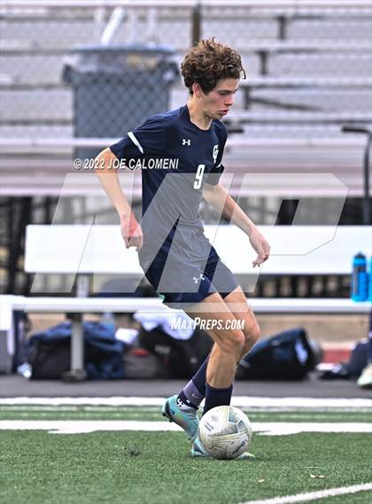 Thumbnail 3 in Lee @ Central Catholic photogallery.
