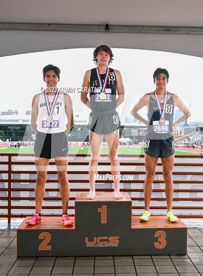 Thumbnail 2 in UIL 6A Track & Field Finals (Awards) photogallery.
