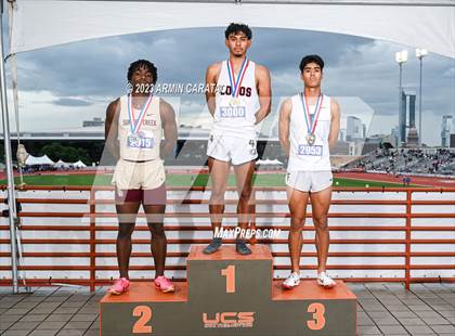Thumbnail 1 in UIL 6A Track & Field Finals (Awards) photogallery.
