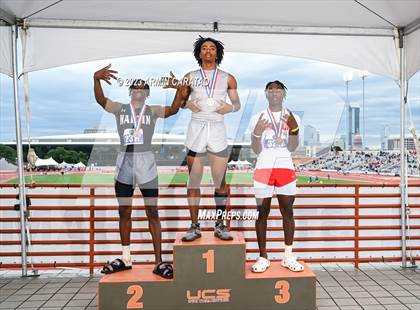 Thumbnail 3 in UIL 6A Track & Field Finals (Awards) photogallery.