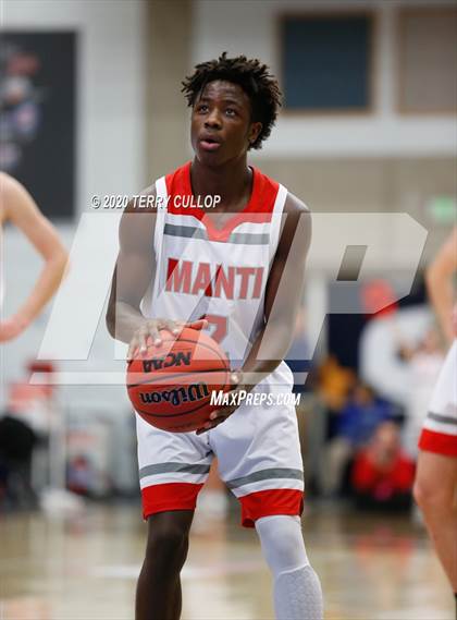 Thumbnail 3 in Judge Memorial vs. Manti (UHSAA 3A Semifinal) photogallery.