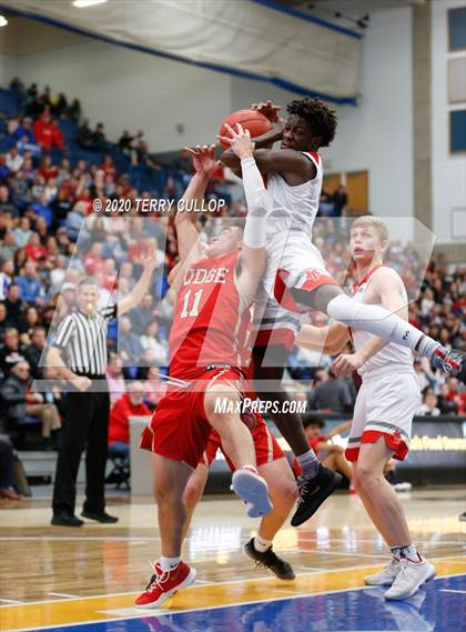 Thumbnail 1 in Judge Memorial vs. Manti (UHSAA 3A Semifinal) photogallery.