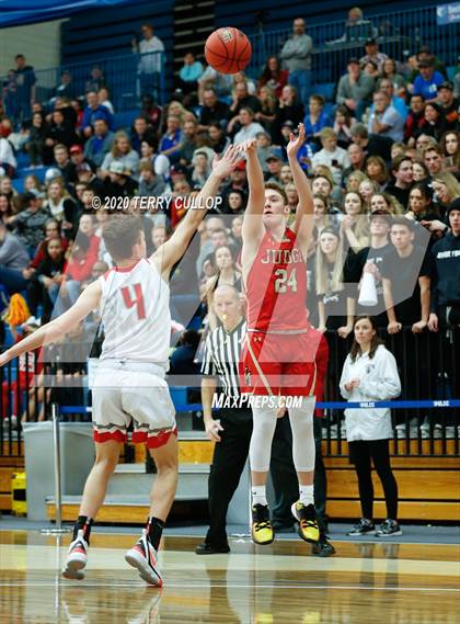 Thumbnail 3 in Judge Memorial vs. Manti (UHSAA 3A Semifinal) photogallery.