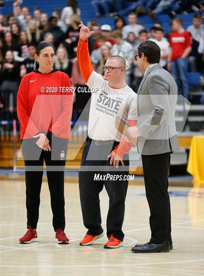 Thumbnail 1 in Judge Memorial vs. Manti (UHSAA 3A Semifinal) photogallery.