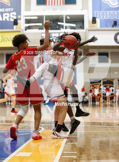 Thumbnail 1 in Judge Memorial vs. Manti (UHSAA 3A Semifinal) photogallery.