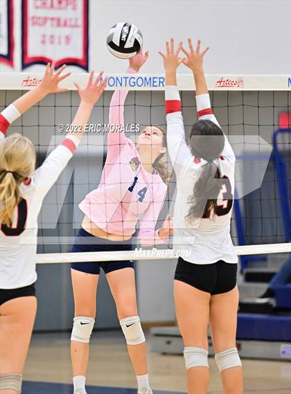 Thumbnail 1 in Canyon Hills vs Montgomery (CIFSDS D3 1st Round) photogallery.