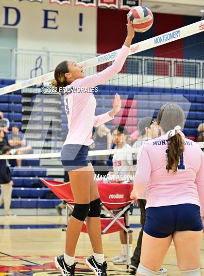 Thumbnail 3 in Canyon Hills vs Montgomery (CIFSDS D3 1st Round) photogallery.