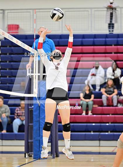 Thumbnail 1 in Canyon Hills vs Montgomery (CIFSDS D3 1st Round) photogallery.