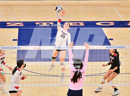 Thumbnail 2 in Canyon Hills vs Montgomery (CIFSDS D3 1st Round) photogallery.
