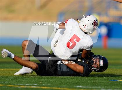 Thumbnail 3 in Kalani vs McKinley photogallery.