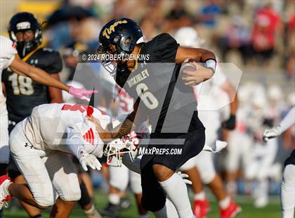 Thumbnail 1 in Kalani vs McKinley photogallery.