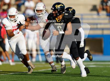 Thumbnail 3 in Kalani vs McKinley photogallery.