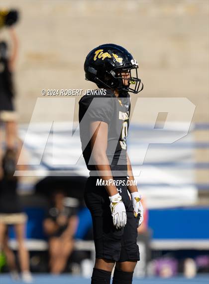 Thumbnail 3 in Kalani vs McKinley photogallery.