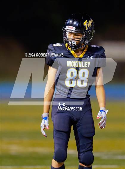 Thumbnail 3 in Kalani vs McKinley photogallery.