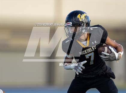 Thumbnail 3 in Kalani vs McKinley photogallery.
