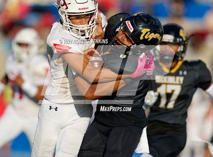 Thumbnail 2 in Kalani vs McKinley photogallery.