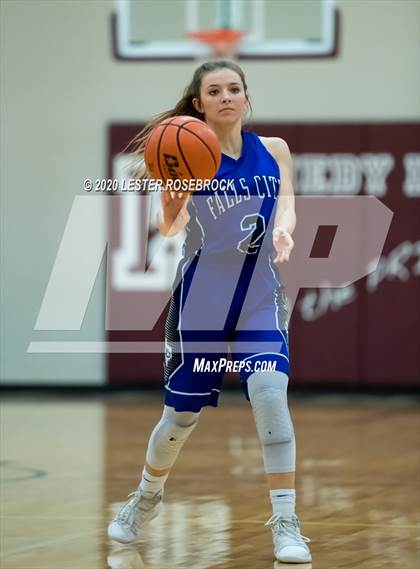Thumbnail 3 in Falls City @ Kenedy photogallery.