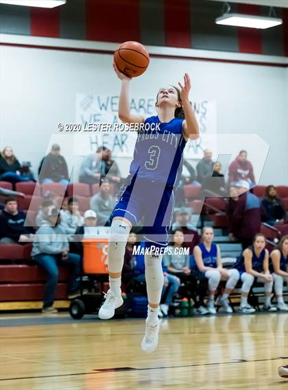 Thumbnail 1 in Falls City @ Kenedy photogallery.