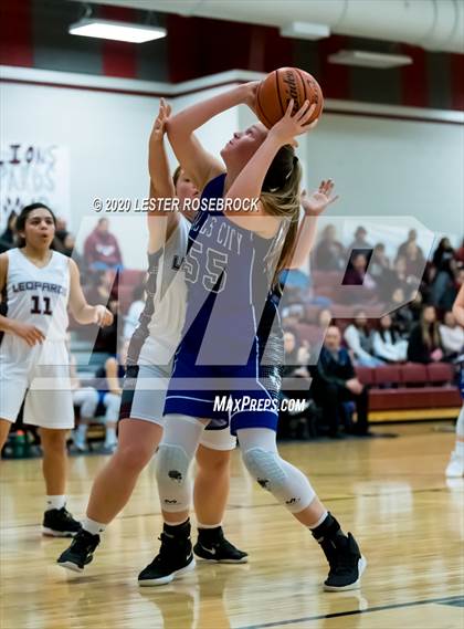Thumbnail 1 in Falls City @ Kenedy photogallery.