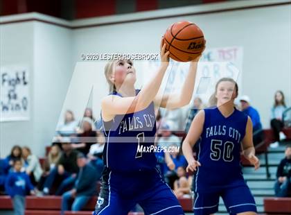 Thumbnail 3 in Falls City @ Kenedy photogallery.
