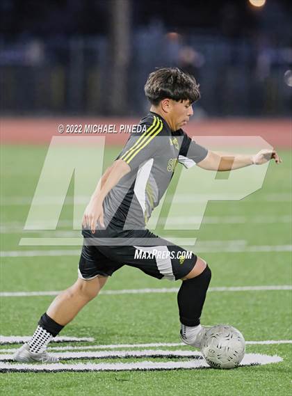 Thumbnail 2 in Panorama vs. Sunny Hills (CIF SoCal Regional D3 First Round) photogallery.