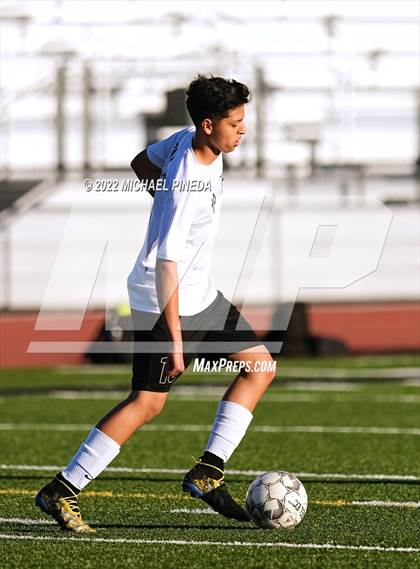 Thumbnail 3 in Panorama vs. Sunny Hills (CIF SoCal Regional D3 First Round) photogallery.