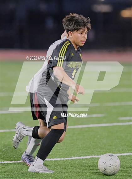 Thumbnail 3 in Panorama vs. Sunny Hills (CIF SoCal Regional D3 First Round) photogallery.