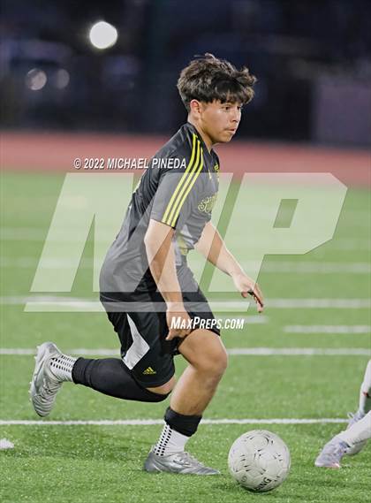 Thumbnail 1 in Panorama vs. Sunny Hills (CIF SoCal Regional D3 First Round) photogallery.