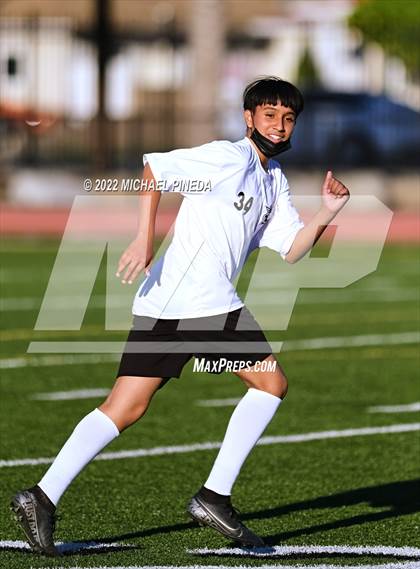Thumbnail 2 in Panorama vs. Sunny Hills (CIF SoCal Regional D3 First Round) photogallery.