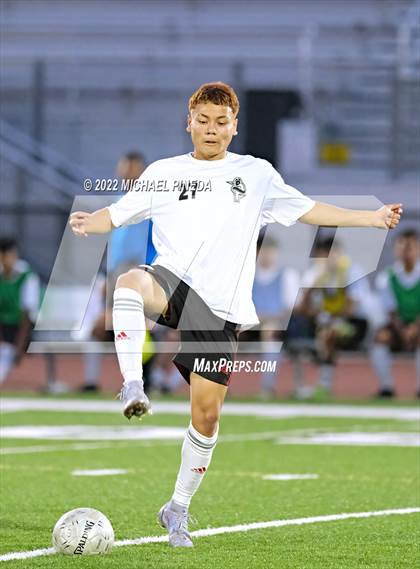 Thumbnail 3 in Panorama vs. Sunny Hills (CIF SoCal Regional D3 First Round) photogallery.