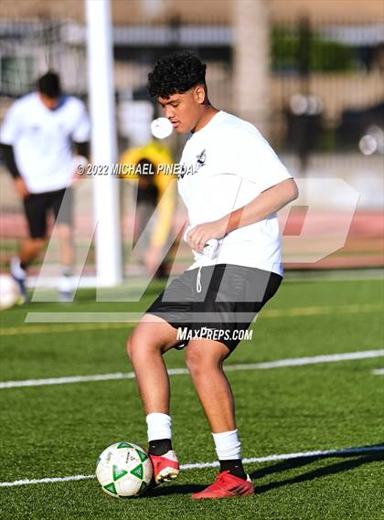 Thumbnail 1 in Panorama vs. Sunny Hills (CIF SoCal Regional D3 First Round) photogallery.