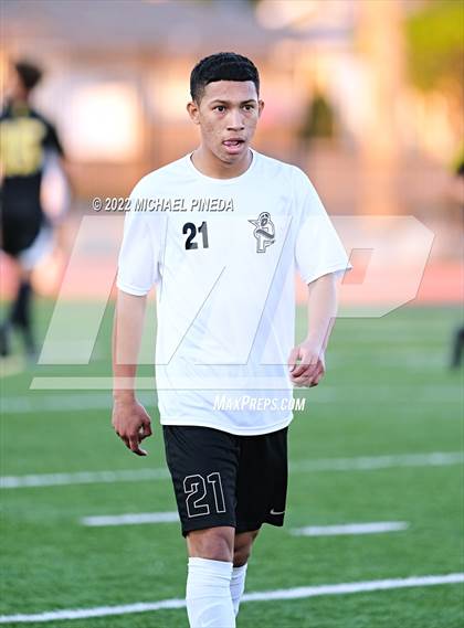 Thumbnail 2 in Panorama vs. Sunny Hills (CIF SoCal Regional D3 First Round) photogallery.